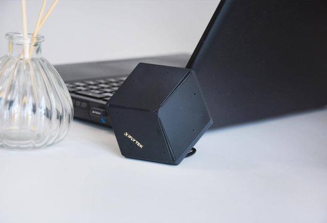 速记员迎来强竞争，讯飞会议宝S8精准的转化技术，1分钟可达400字