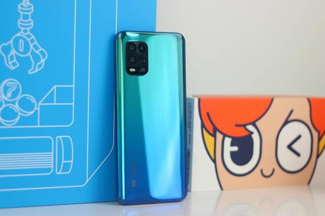 2000预算手机怎么选，96%以上的人都会选择这四款