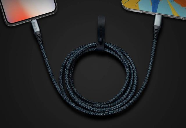 一根数据线能用十年，用坏了厂家赔，iPhone用户一步到位