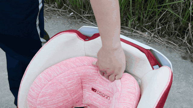 安全座椅怎么选？德国osann欧颂ROY给孩子最贴心的安全保护