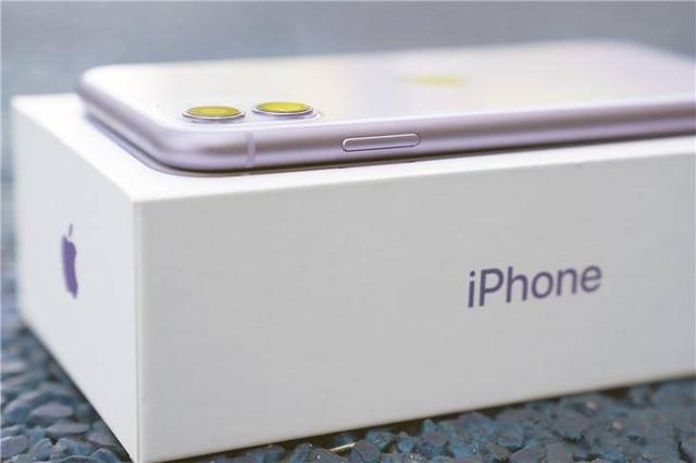 苹果也降价6月促销行列，iPhone11值不值？