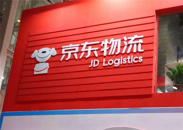 刘强东有多能“忍”，明明手里有3张王牌，却一直“默不作声”