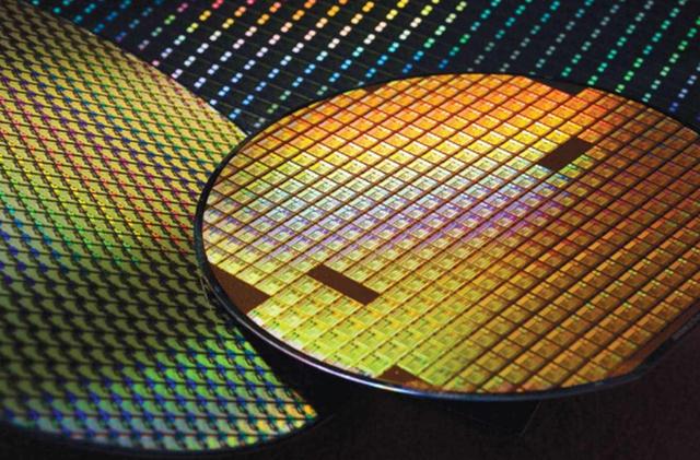 中国芯传来3大好消息，华为不再是孤军奋战！网友：终于等到了