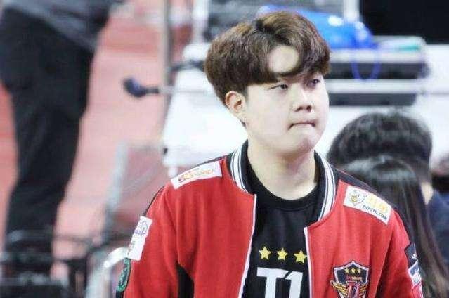 Huni:即使我下放到青训队,但我相信我对整个队伍也是有帮助的