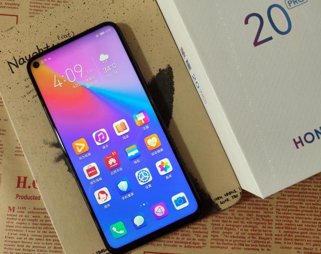 从3199跌至2099，从高端市场跌至低端市场，网友：终于等到了