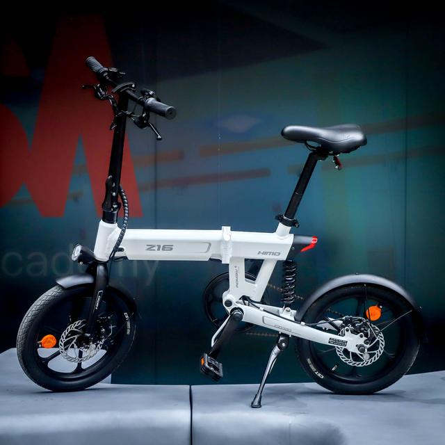 小米“迈凯伦”级电动车！续航80公里，陆家嘴金融男：上班不迟到