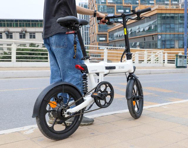 小米“迈凯伦”级电动车！续航80公里，陆家嘴金融男：上班不迟到