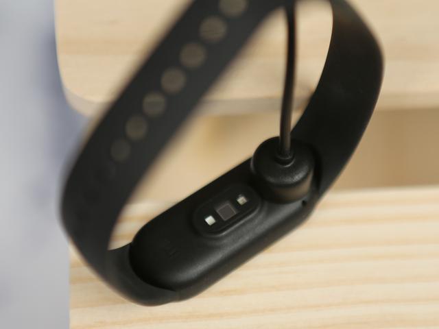 小米手环5 NFC版体验：百元级的绝佳产品