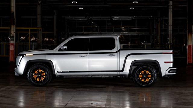 又一全新的新能源车势力：洛兹敦展示耐力电动皮卡车