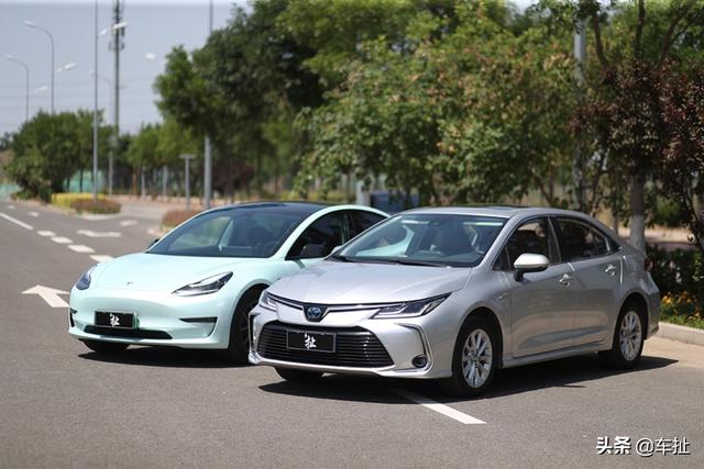 卡罗拉自动驾驶挑战特斯拉Model3 竟然能赢