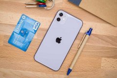 苹果iPhone手机的配置不高，比安卓手机低多了，但整体十分流畅