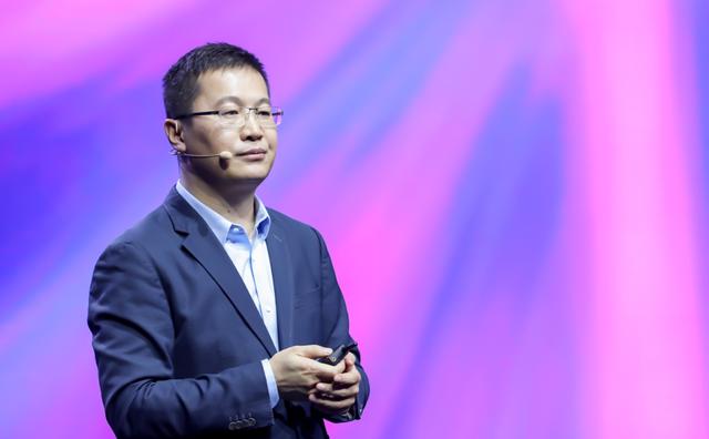 何止华为！又一国产芯片巨头打出王牌，麒麟985不再寂寞