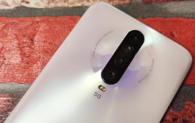 雷军爆发了,30W+4500mAh+5G仅1299,买到就是赚