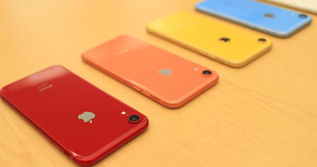 从6499跌至3899，从高端市场跌到中端市场，iOS13+6.1英寸！