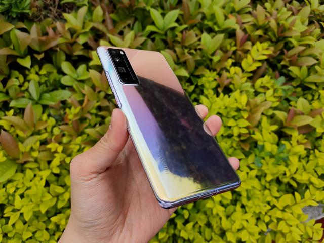 华为nova7 Pro真机体验，说出我的掏心话，聊聊真实感受！