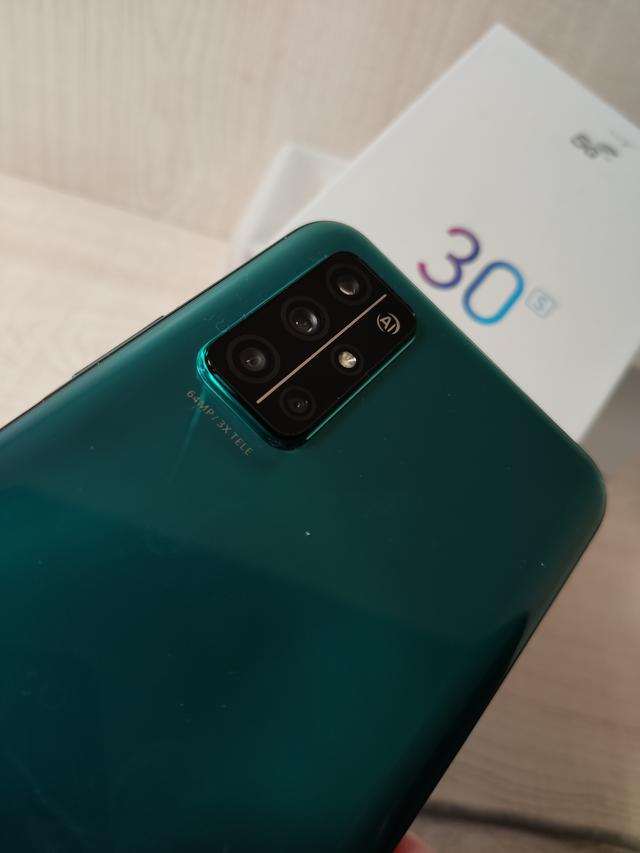 荣耀30S真机上手，憋了一肚子心里话，不吐不快！