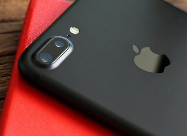 从高端跌至中端，从7188跌至3499，苹果旗舰也能很便宜！