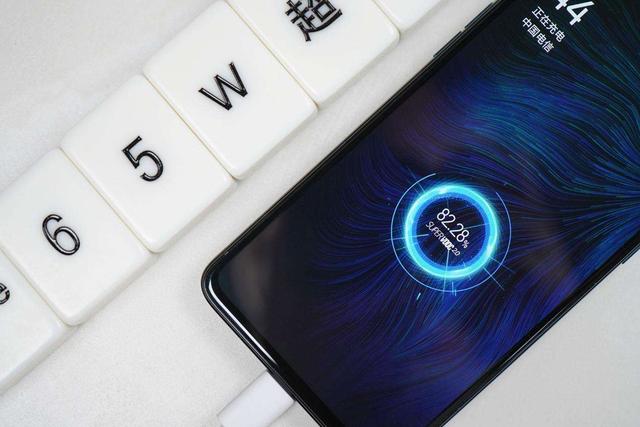 各家厂商标志性黑科技，OPPO闪充玩到极致，小米试图挑战华为拍照