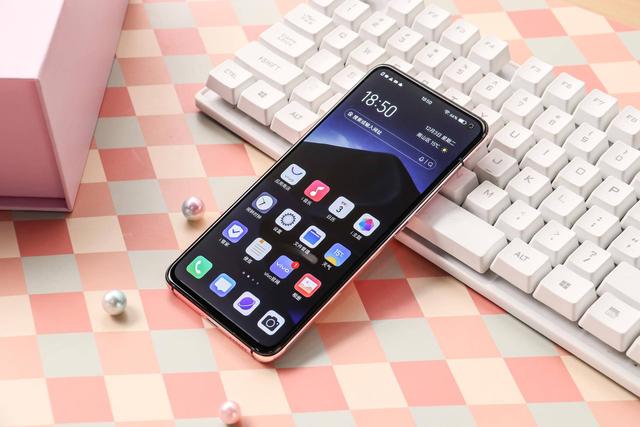vivo X30 Pro表现如何？实力均衡无短板，影像表现让人爱不释手