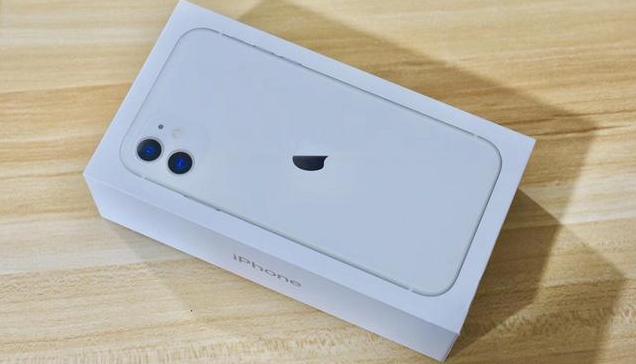 中国市场最畅销的苹果手机，第二季度销量猛增，库克：真香