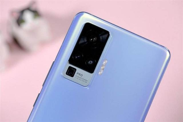 vivo x50Pro+正式开售，最贵的超大杯居然性价比最高？！