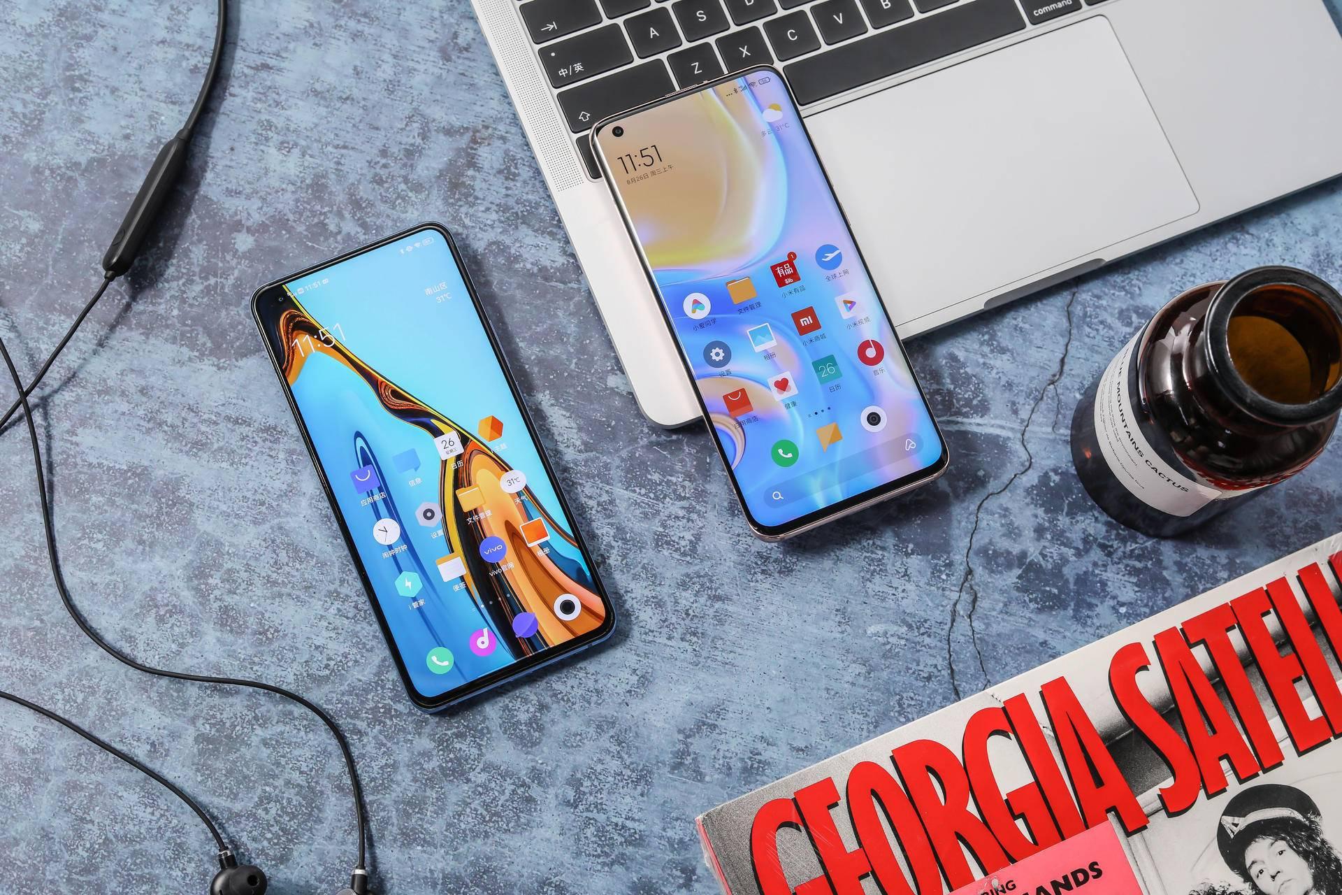 4k档5G机皇，iQOO5和小米10Pro谁配得上？