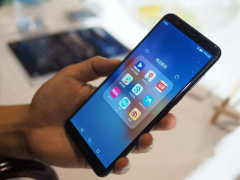 安卓手机还存在三年必卡定律？别睡了，该醒了