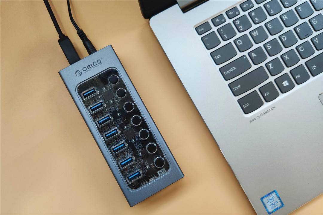 桌面也要整齐划一:ORICO奥睿科AT2U3-7AB集线器