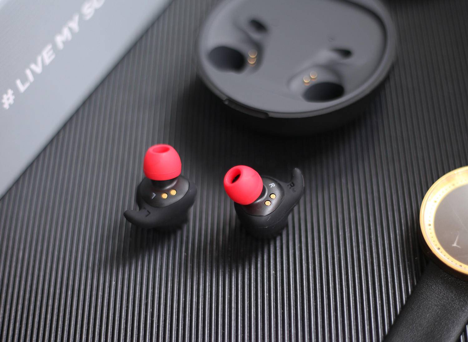 打造运动耳机“三栖”形态,HAKII FIT蓝牙耳机用起来如何?