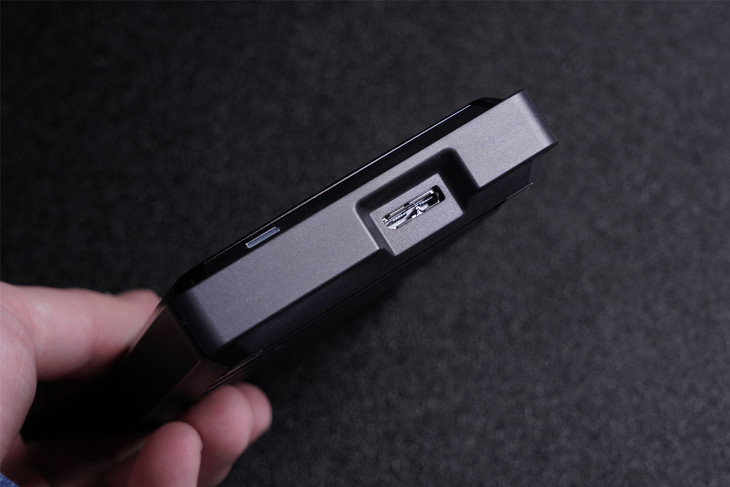 移动硬盘怎么选？看懂这六个注意点最关键