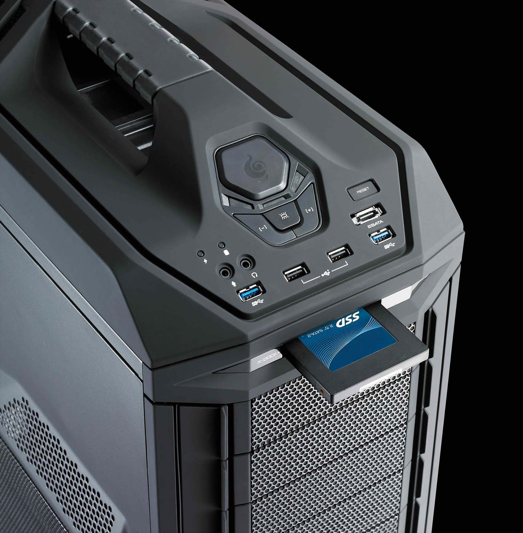 电脑机箱怎么选？只需三招就可辨别机箱好坏，让你不被商家坑