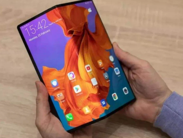 和台积电、高通、联发科态度截然相反，京东方表态支持华为