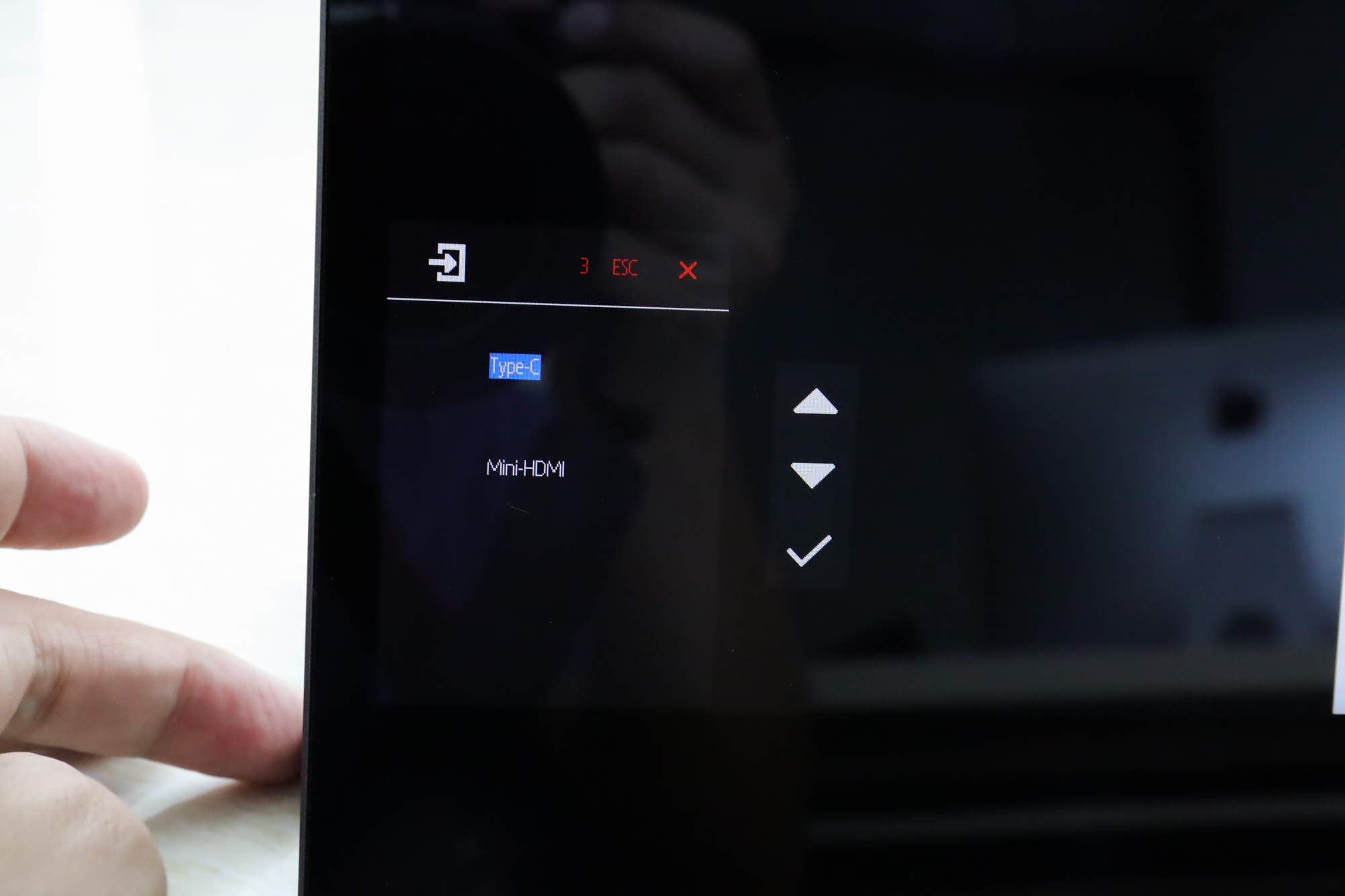 快速让华为手机变成一台电脑，INNOCN便携显示器的更多玩法