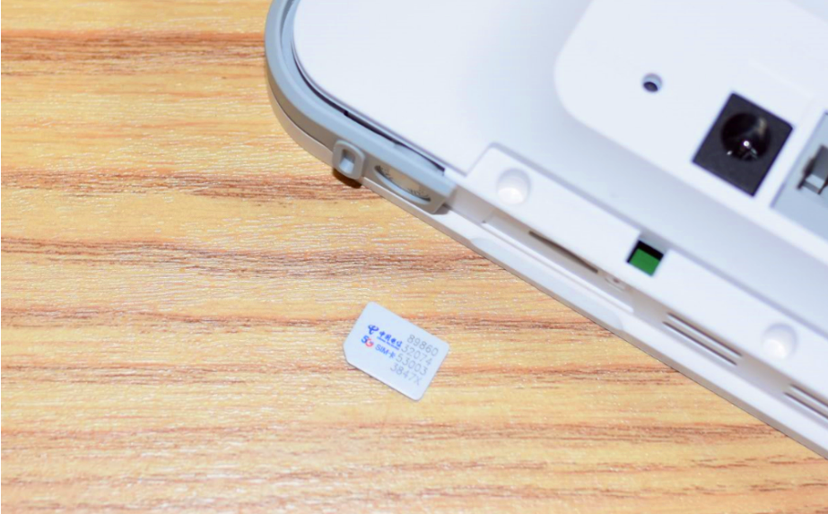 把无线网络带身上，适合办公人士的华为移动路由