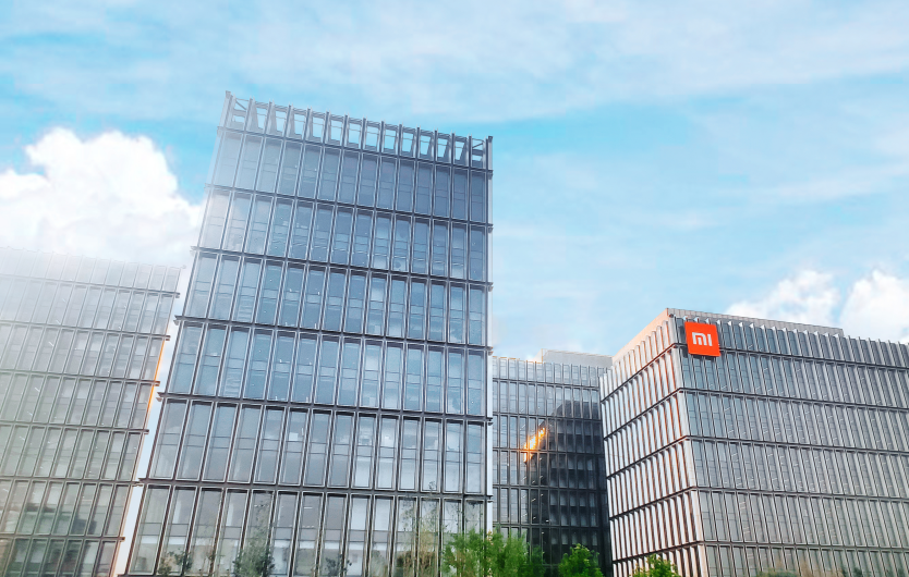 小米十年磨一剑，三年研发“神机材料”，终一举进军高端