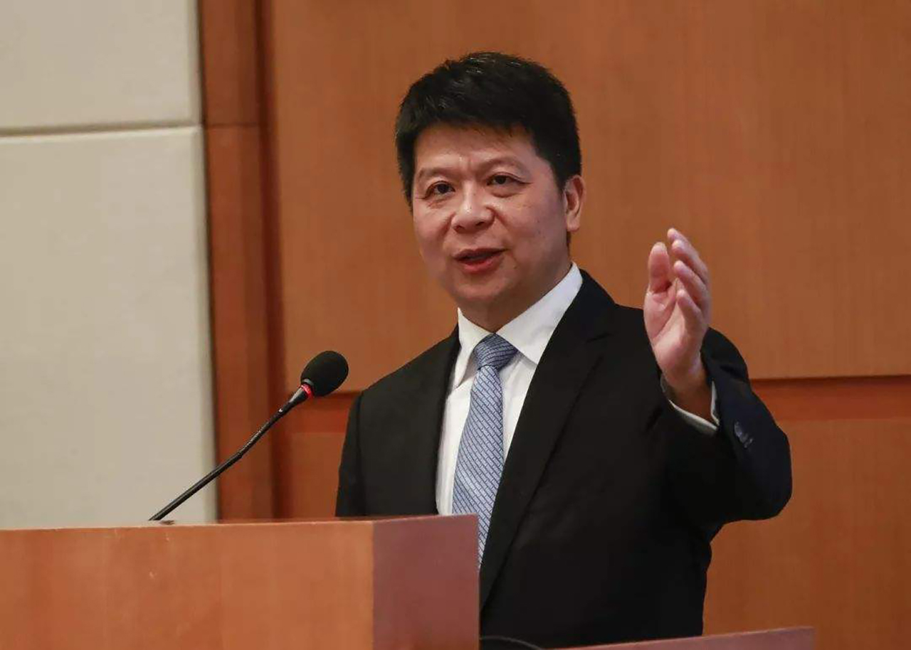 华为轮值董事长公开表态，海思不会解散，几年后只会更加强大