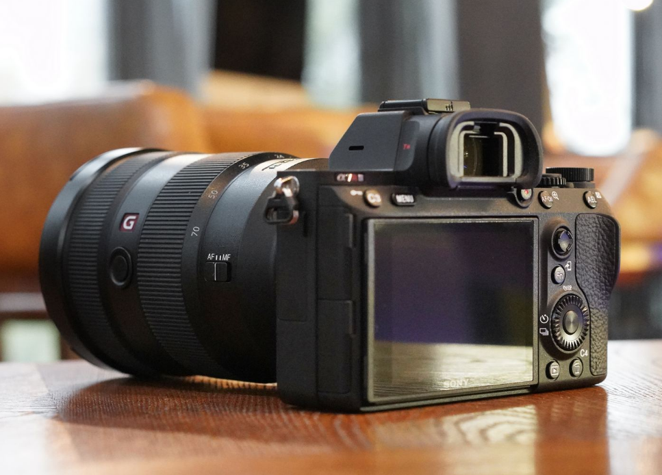 索尼发布微单A7C，不看价格还是有存在价值的