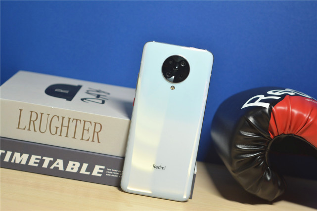 从3399降至2699，骁龙865+NFC，上市半年就清仓？