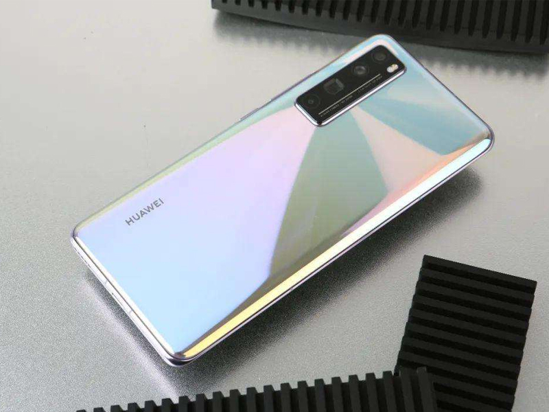 华为虽好别乱选，这3款才是公认的高配低价，能有三五年