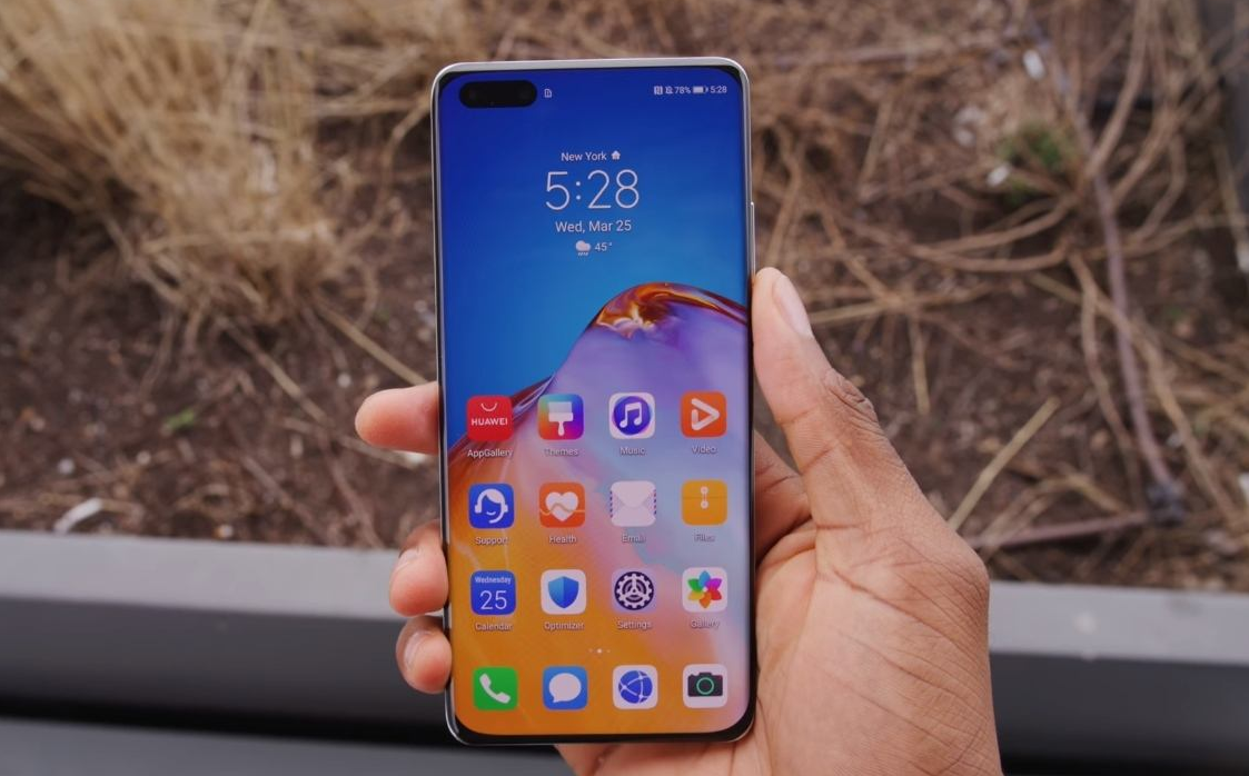 售价已经降至新低，这四部5G旗舰现在可以入手了，买就完事