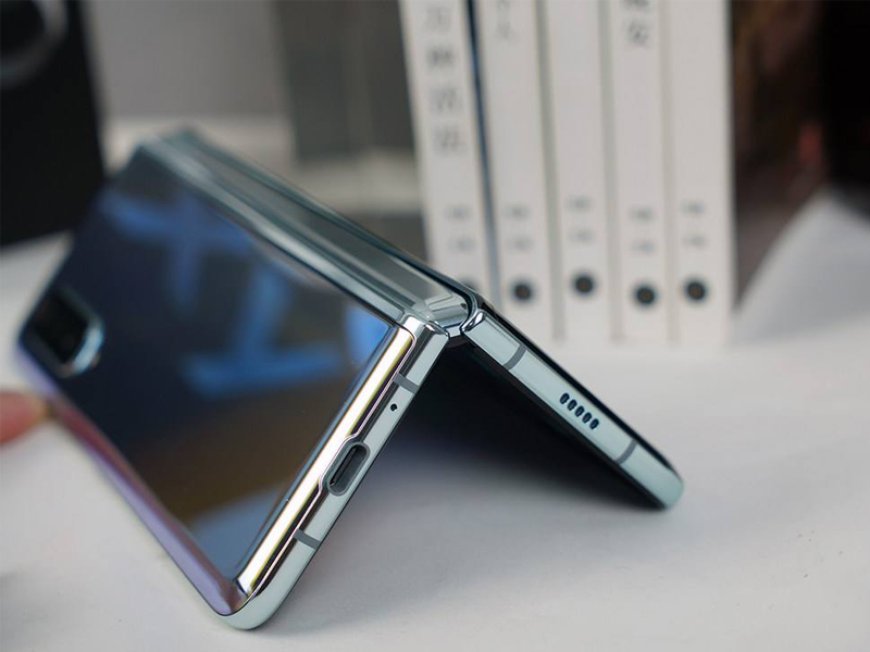 3万多的手机，4分钟就被一抢而空，这到底是一个什么概念