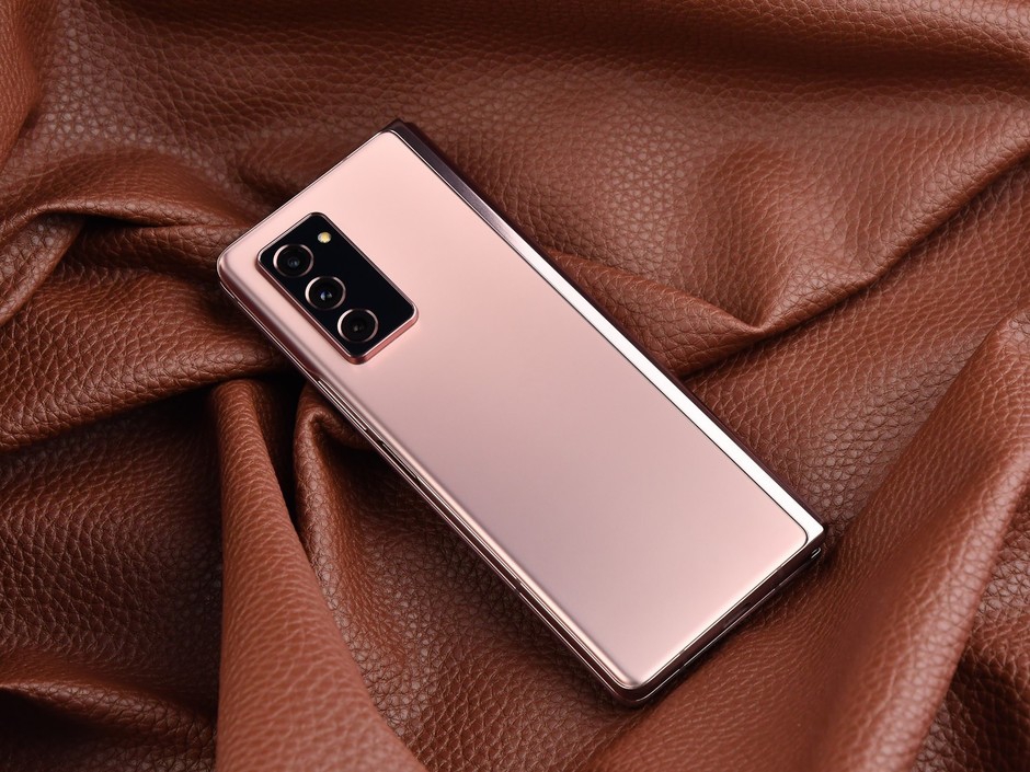 三星GalaxyZ Fold2 5G发布：屏幕更大，价格良心