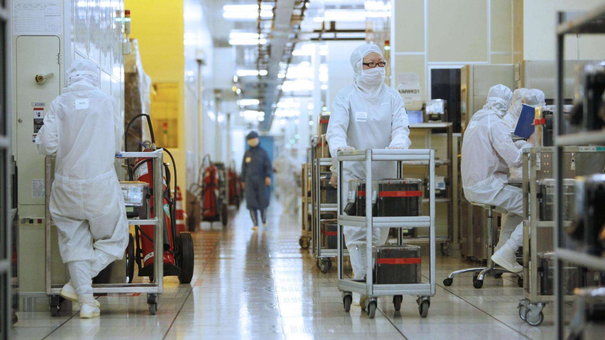 华为有盼头了？中科院刚宣布入局光刻机技术，任正非就火速拜访