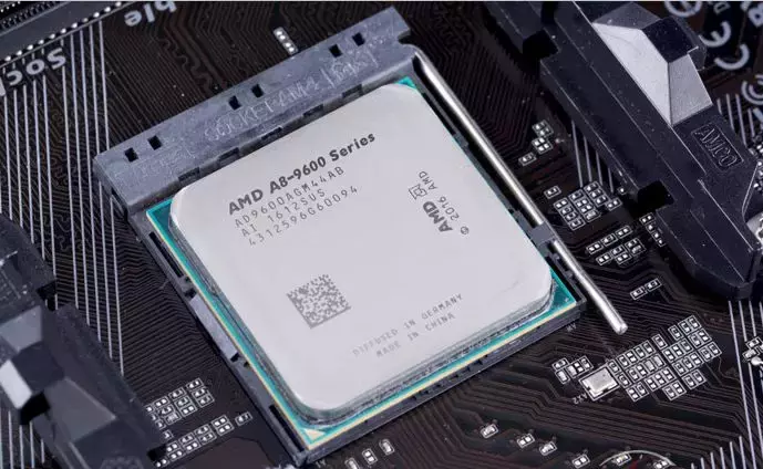 少花钱装好电脑！寒假入门级新机购买指南