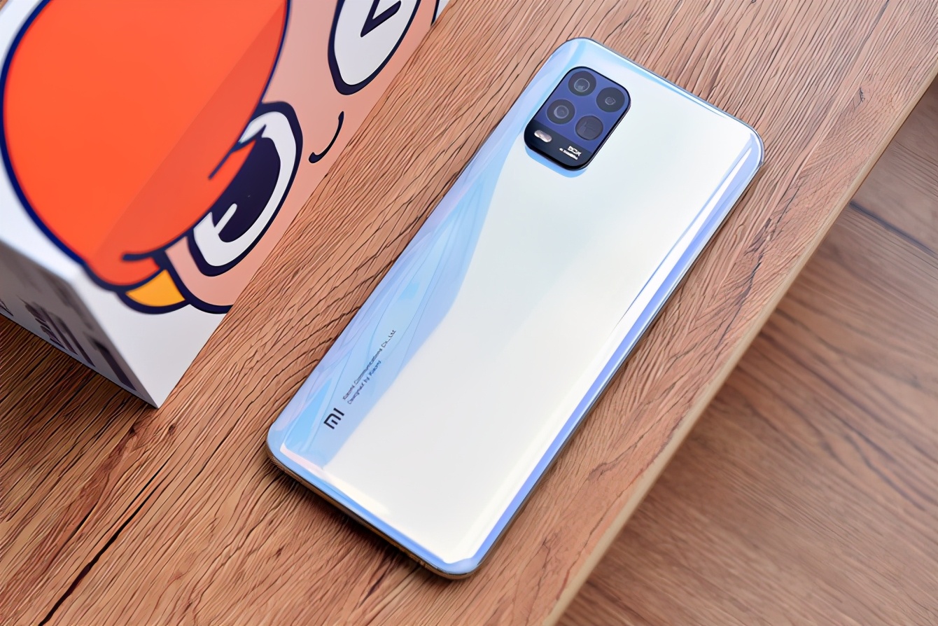 目前差评最多的四款5G手机，都是高价低配，告诉你就别再入坑了