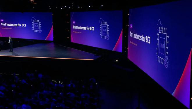 亚马逊 AWS 推出两款新定制芯片,与英特尔、英伟达展开竞争