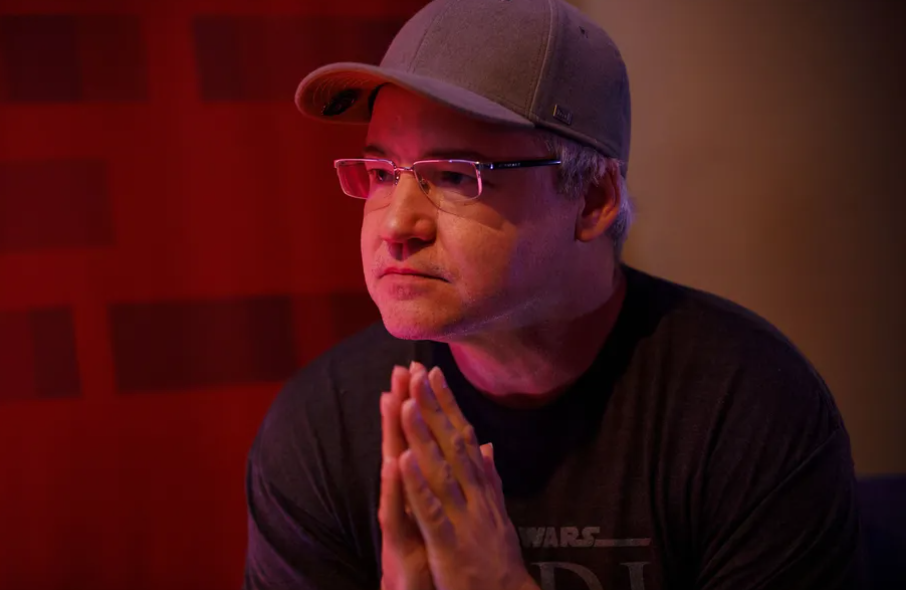 《战地 2042》表现太差,EA 宣布内部重组:《Apex 英雄》开发商 CEO 接管《战地》系列