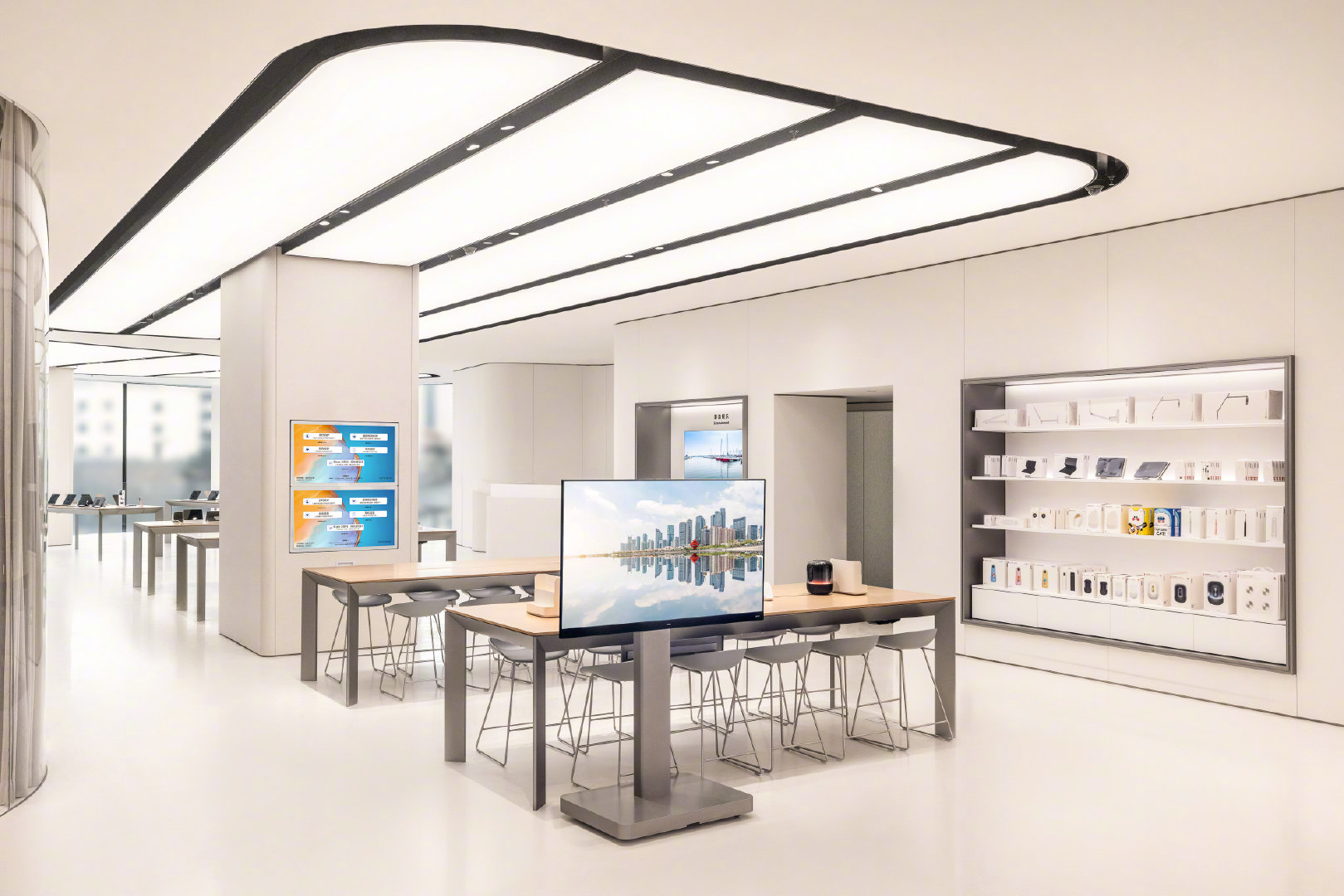 2021 年最后一天,山东首个华为旗舰店青岛万象城店明日正式开业:还有 AITO 汽车等展品