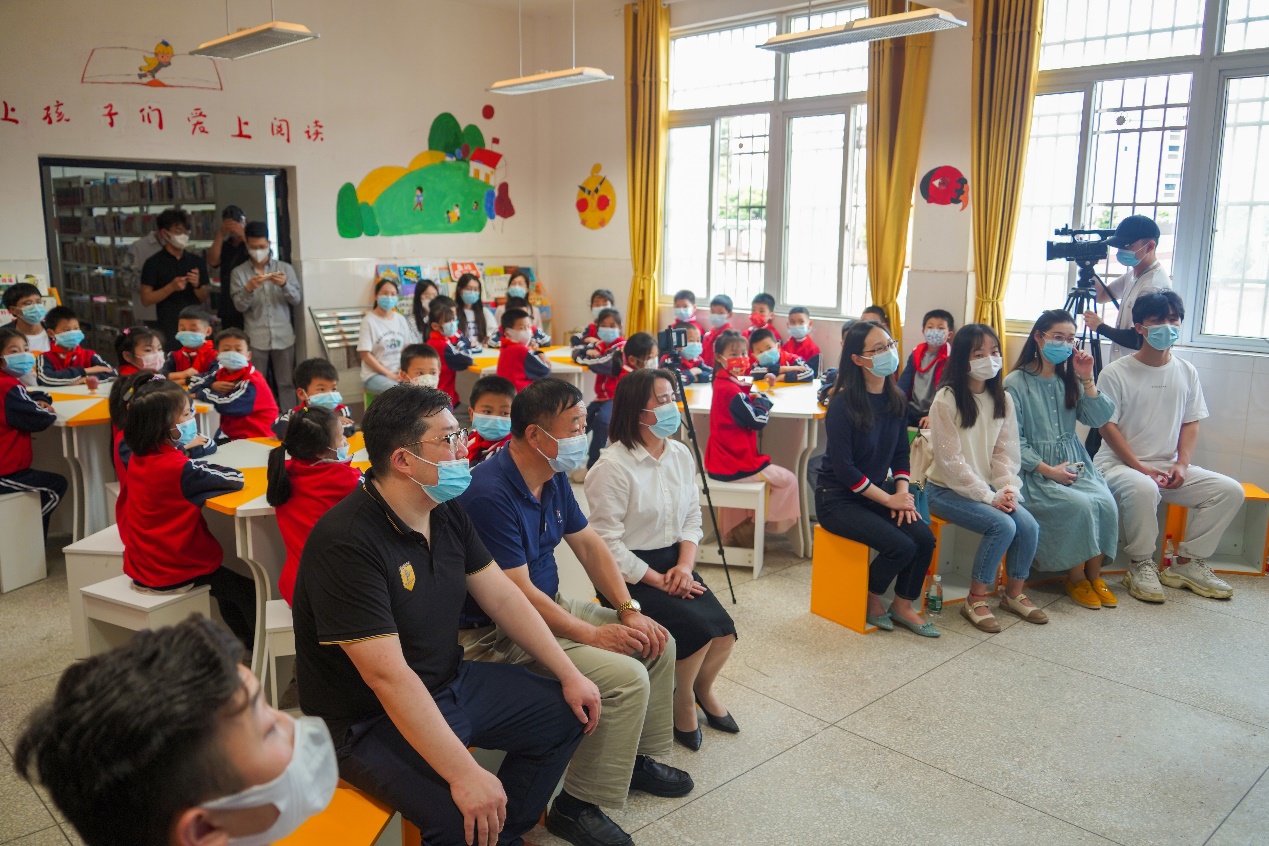 C:\Users\XIAOPA~1\AppData\Local\Temp\WeChat Files\640cc325718c9616eafb36e790f1710.jpg
