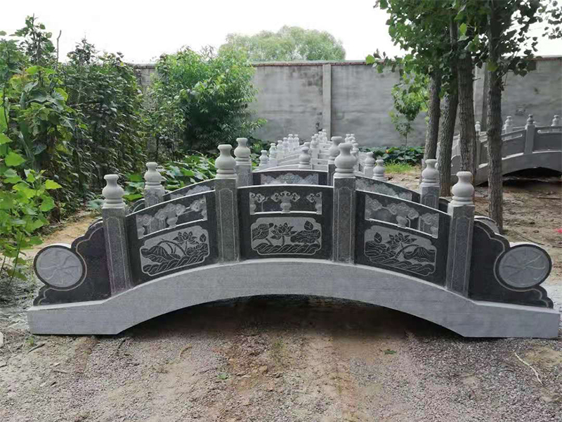 汉白玉石材栏杆和园林景观中整体石桥的价格